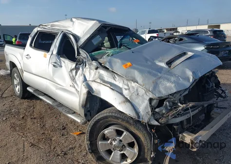 2008 Toyota Tacoma Prerunner V6 z USA, uszkodzony, nr VIN 3TMJU62N18M064609